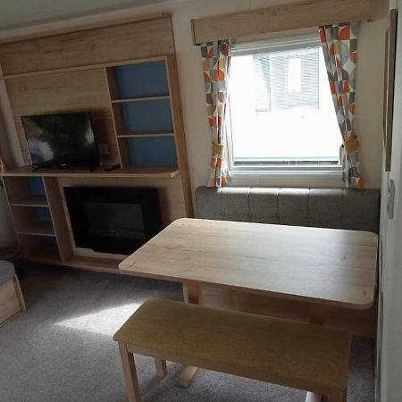 New 2 Bed Holiday Home With Decking In Rockley Park Dorset Near The Sea Lytchett Minster 外观 照片