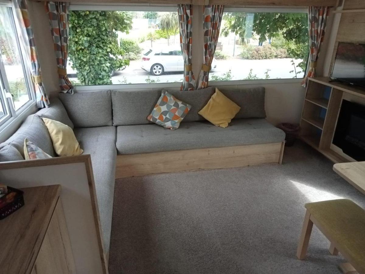 New 2 Bed Holiday Home With Decking In Rockley Park Dorset Near The Sea Lytchett Minster 外观 照片