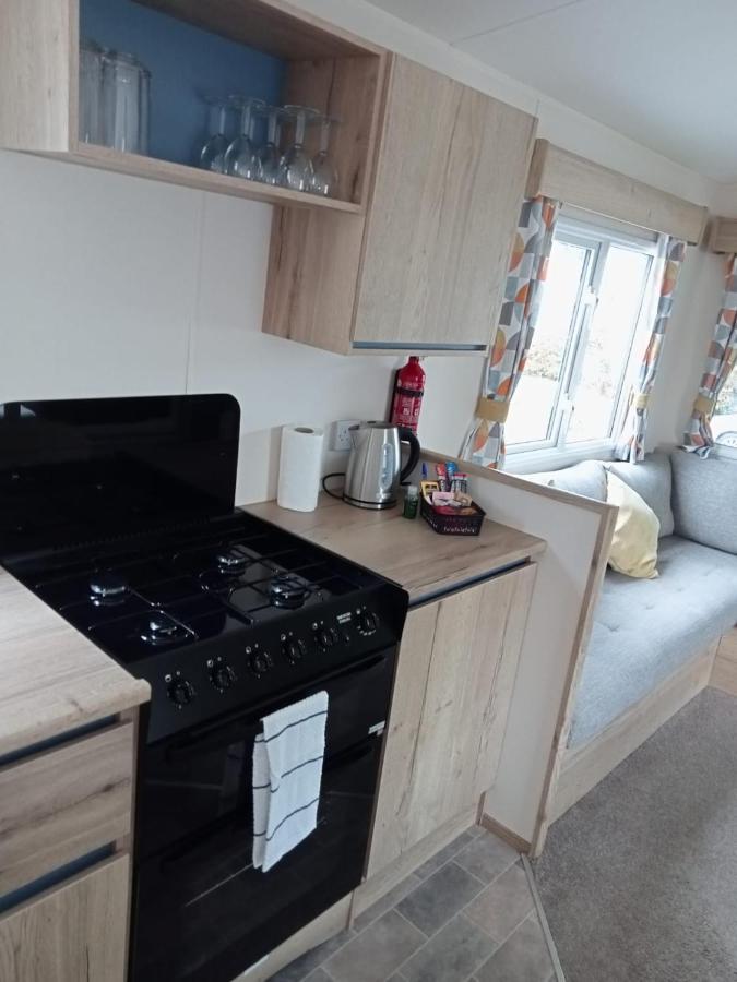 New 2 Bed Holiday Home With Decking In Rockley Park Dorset Near The Sea Lytchett Minster 外观 照片